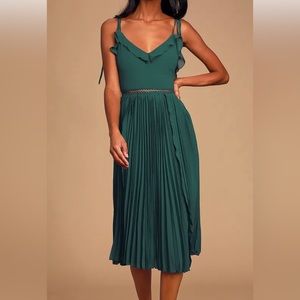 Lulus Never a Dull Moment Emerald Green Tie-Strap Pleated Midi Dress